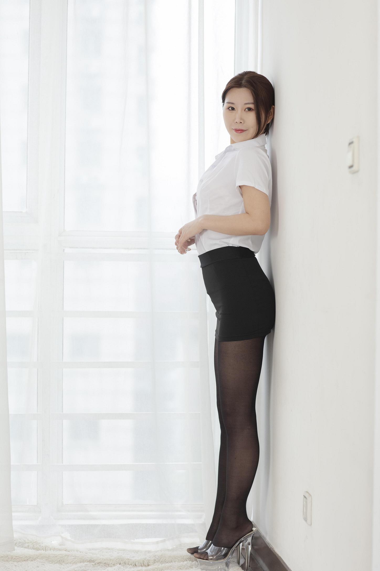 0X1A8297.jpg